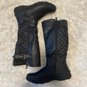 Winter Boots - Size 7